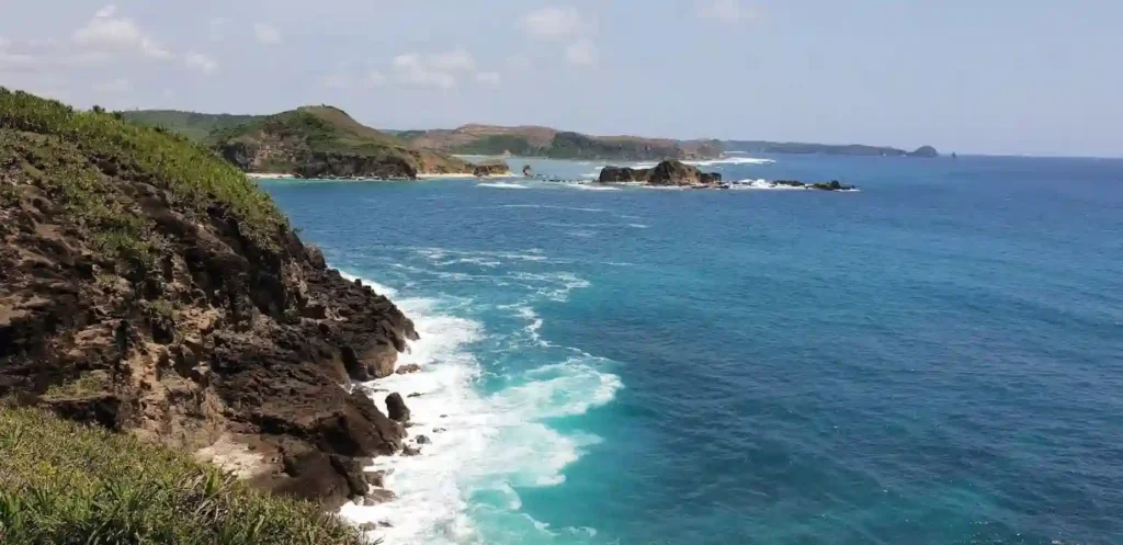 scenic coastline of Kuta Lombok